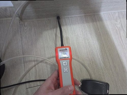 영종구 누수탐지 천장 물자국과 배관 위치를 확인하는 현장 점검