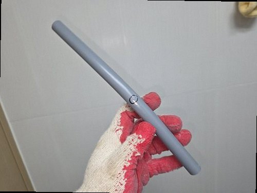 노원구 누수탐지 수도계량기 별침과 밸브를 확인하는 모습