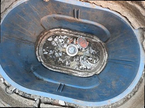 과천 누수탐지 계량기 별침 확인과 공압 검사를 진행하는 누수 점검 장면