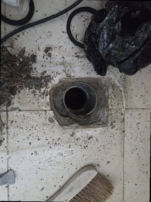 광주 누수탐지 누수 보수 후 벽면과 바닥 마감 복구 모습