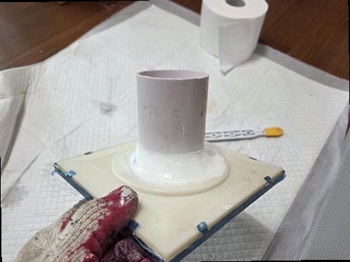 서해구·검단구 누수탐지 수도계량기 별침과 공압 측정 게이지를 점검하는 모습