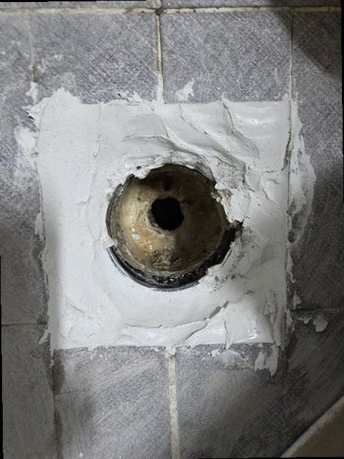 여주 누수탐지 열화상 카메라와 수분측정기를 활용한 누수 원인 확인