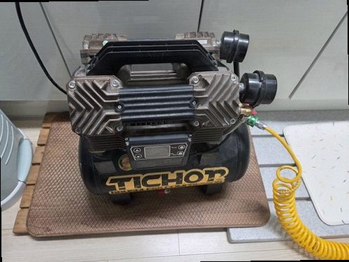 부산 북구 누수탐지 배관 압력 검사와 청음탐지를 진행하는 현장 장비