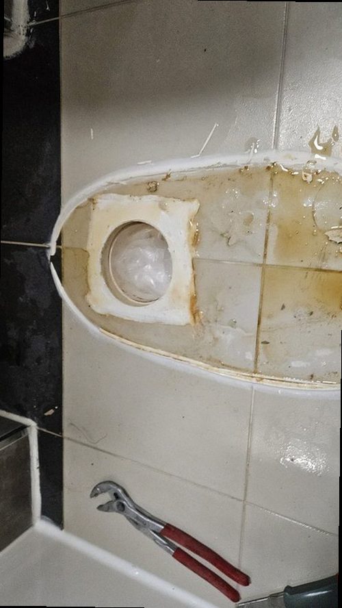 부산진구 누수탐지 수도계량기 별침과 누수 점검 과정을 보여주는 현장 이미지