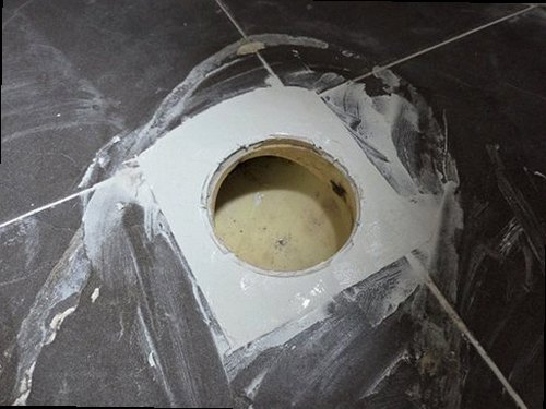의왕 누수탐지 공압 게이지와 청음 장비로 배관 상태를 확인하는 과정