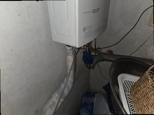 원미구 누수탐지 보일러 분배기와 압력 게이지를 점검하는 현장