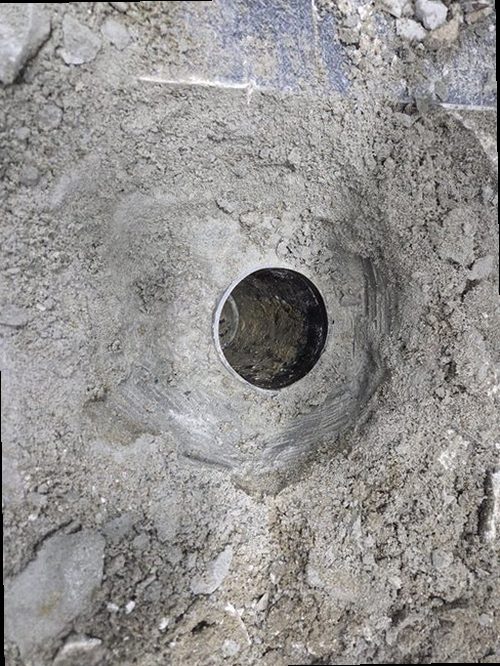 수정구 누수탐지 벽과 천장에 나타난 누수 흔적을 확인하는 현장 점검